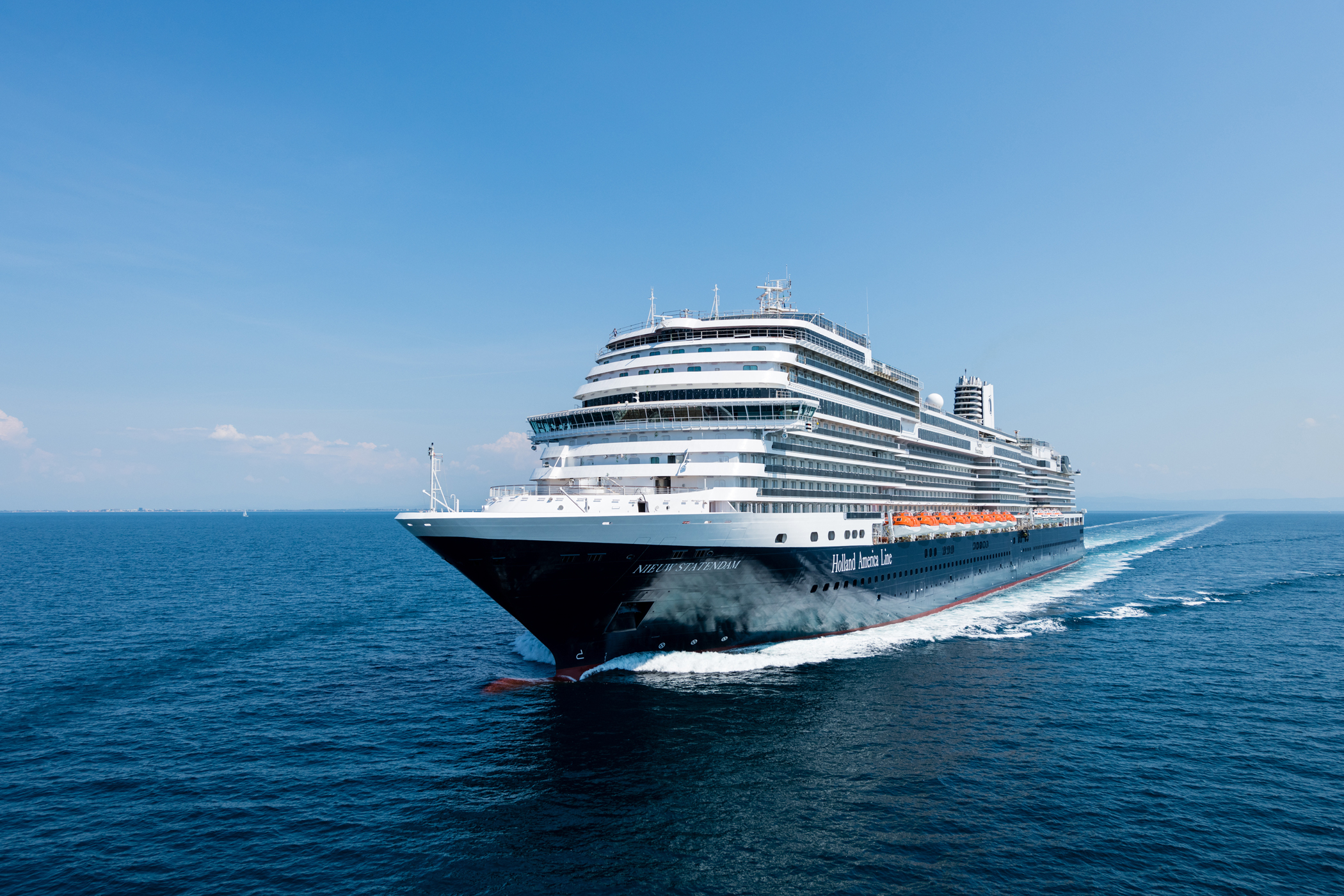 Holland America Line's Nieuw Statendam